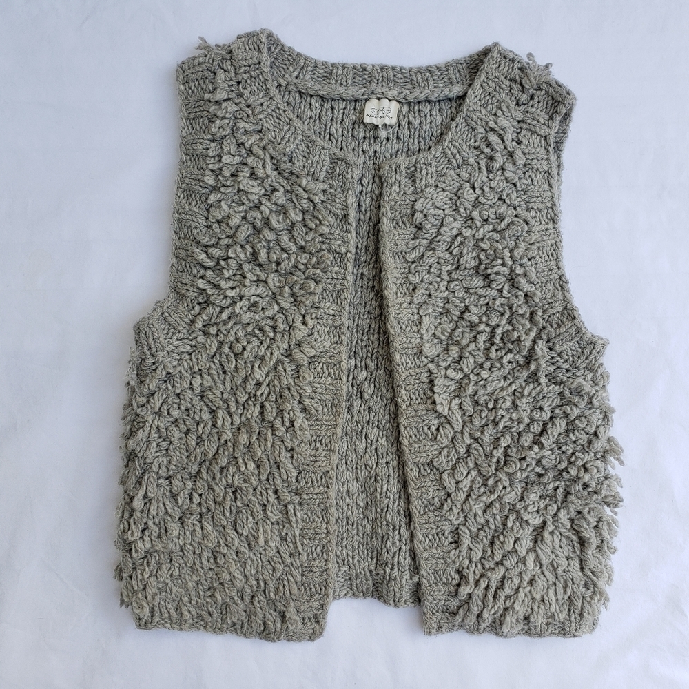 Egg by Susan Lazar Gray Knit Vest, size 6